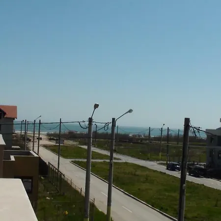 Guest house Ando Mamaia Nord *