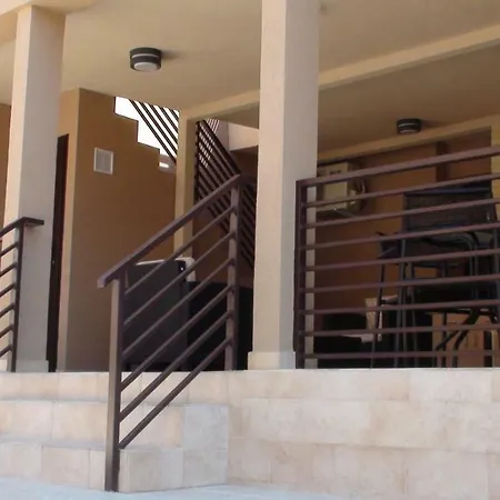 Ando Mamaia Nord Pensionat