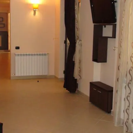 Guest house Ando Mamaia Nord