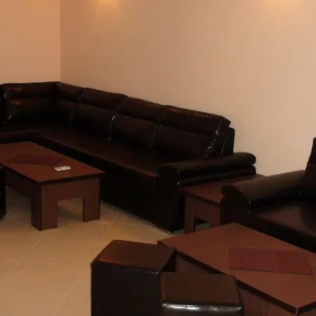Ando Mamaia Nord Guest house